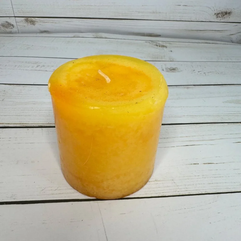 Set‎ Of 2 Yellow Pillar Candles 8